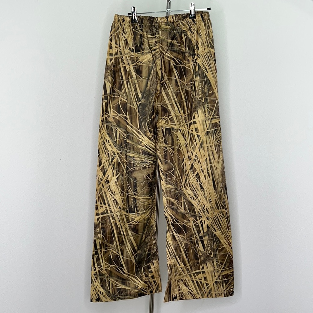 🔹 Gamehide Camouflage Rain Pants